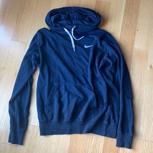 Nike women’s turtle neck ish super cute fall sweatshirt